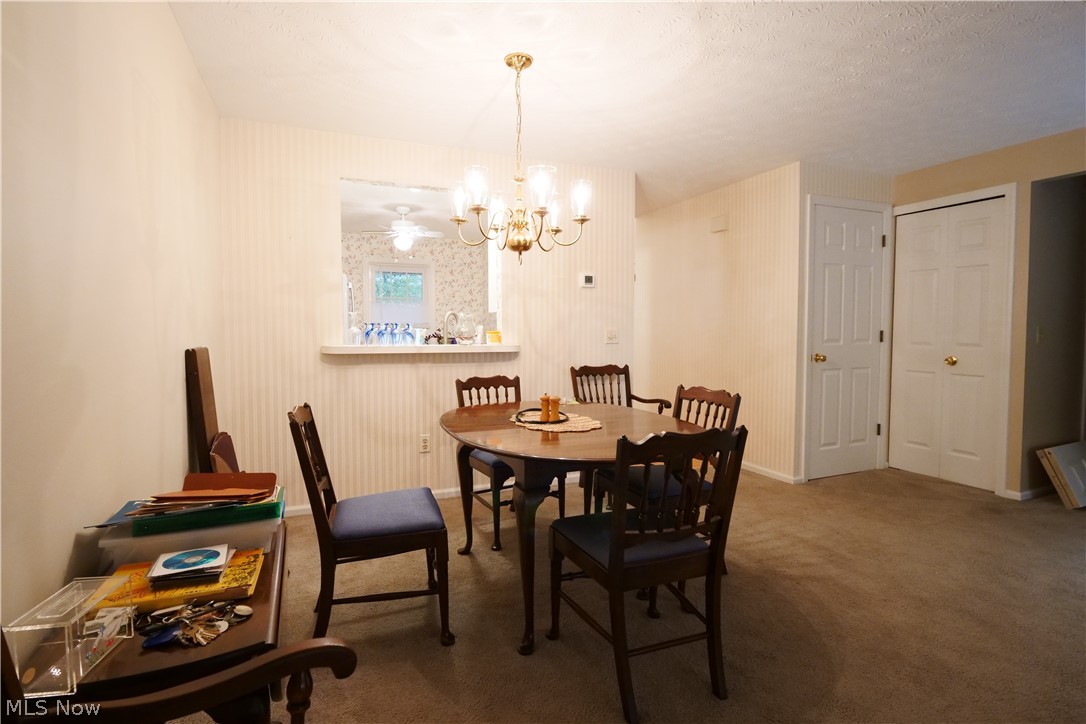 115 Ledbury Circle NE Canton OH 44721