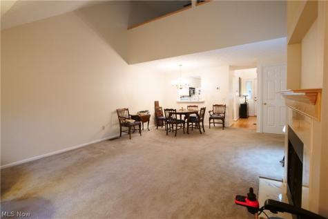 115 Ledbury Circle NE Canton OH 44721