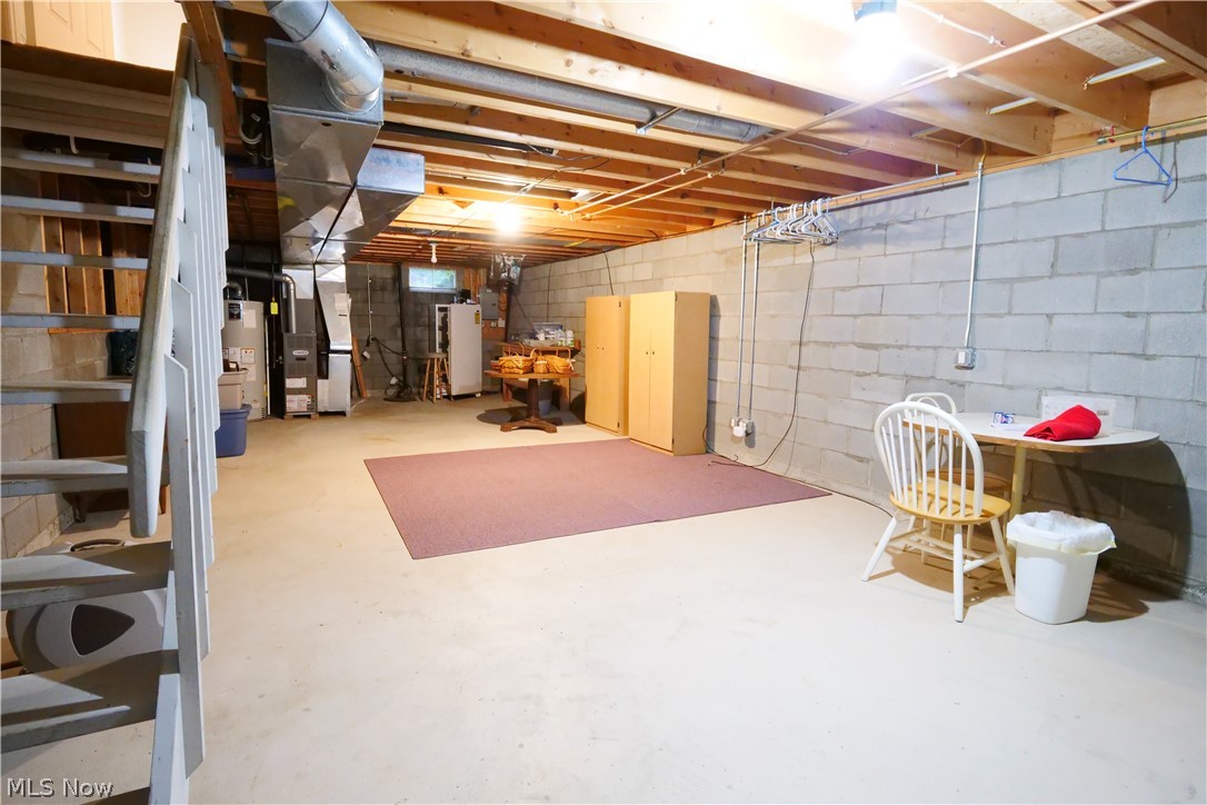 115 Ledbury Circle NE Canton OH 44721