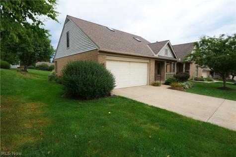115 Ledbury Circle NE Canton OH 44721