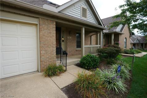 115 Ledbury Circle NE Canton OH 44721