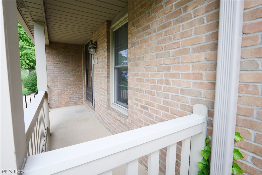 115 Ledbury Circle NE Canton OH 44721