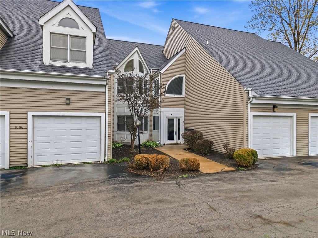 1006 Powers Avenue Youngstown OH 44505