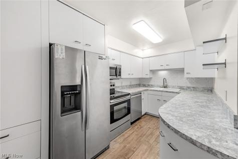 2000 King James Parkway Westlake OH 44145