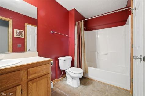 1045 N Jefferson Street Medina OH 44256