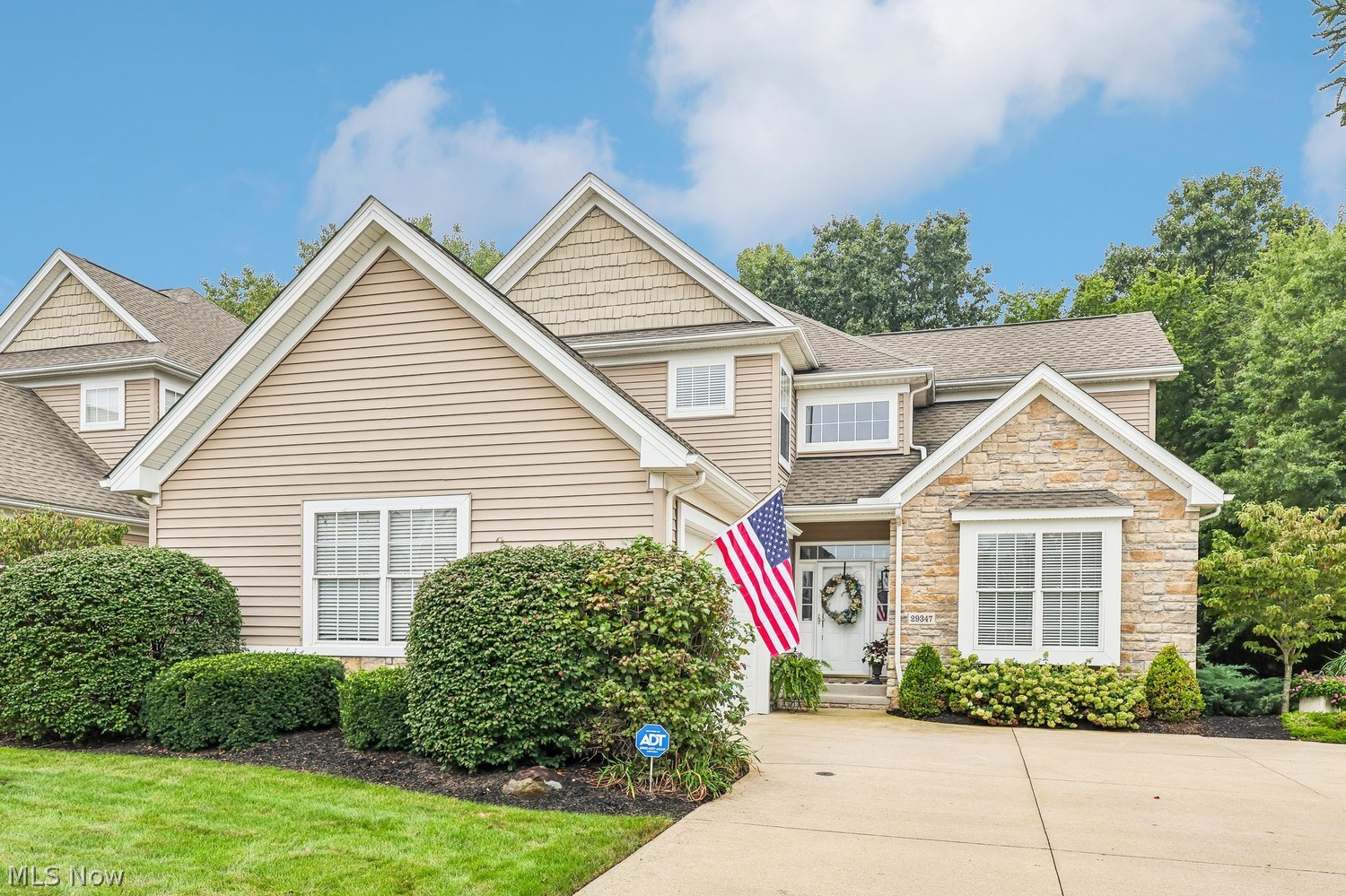 29347 Hummingbird Circle Westlake OH 44145
