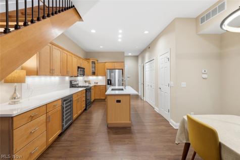 1411 Rosewood Avenue Lakewood OH 44107