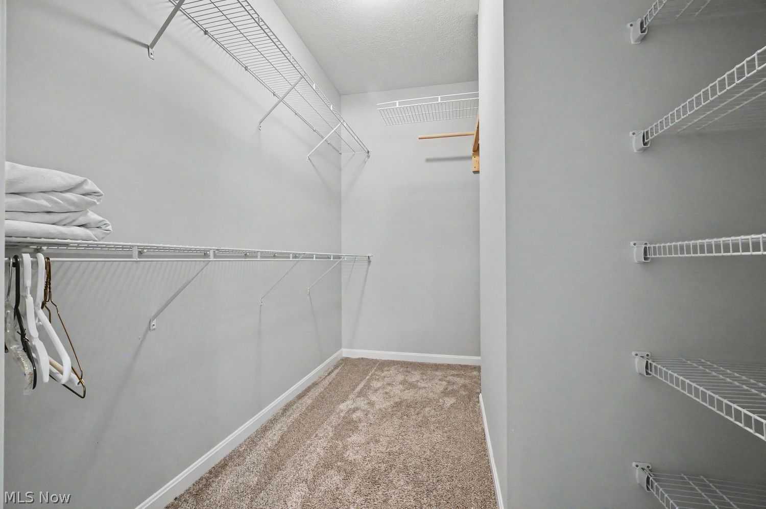 522 Robinwood Lane Copley OH 44321