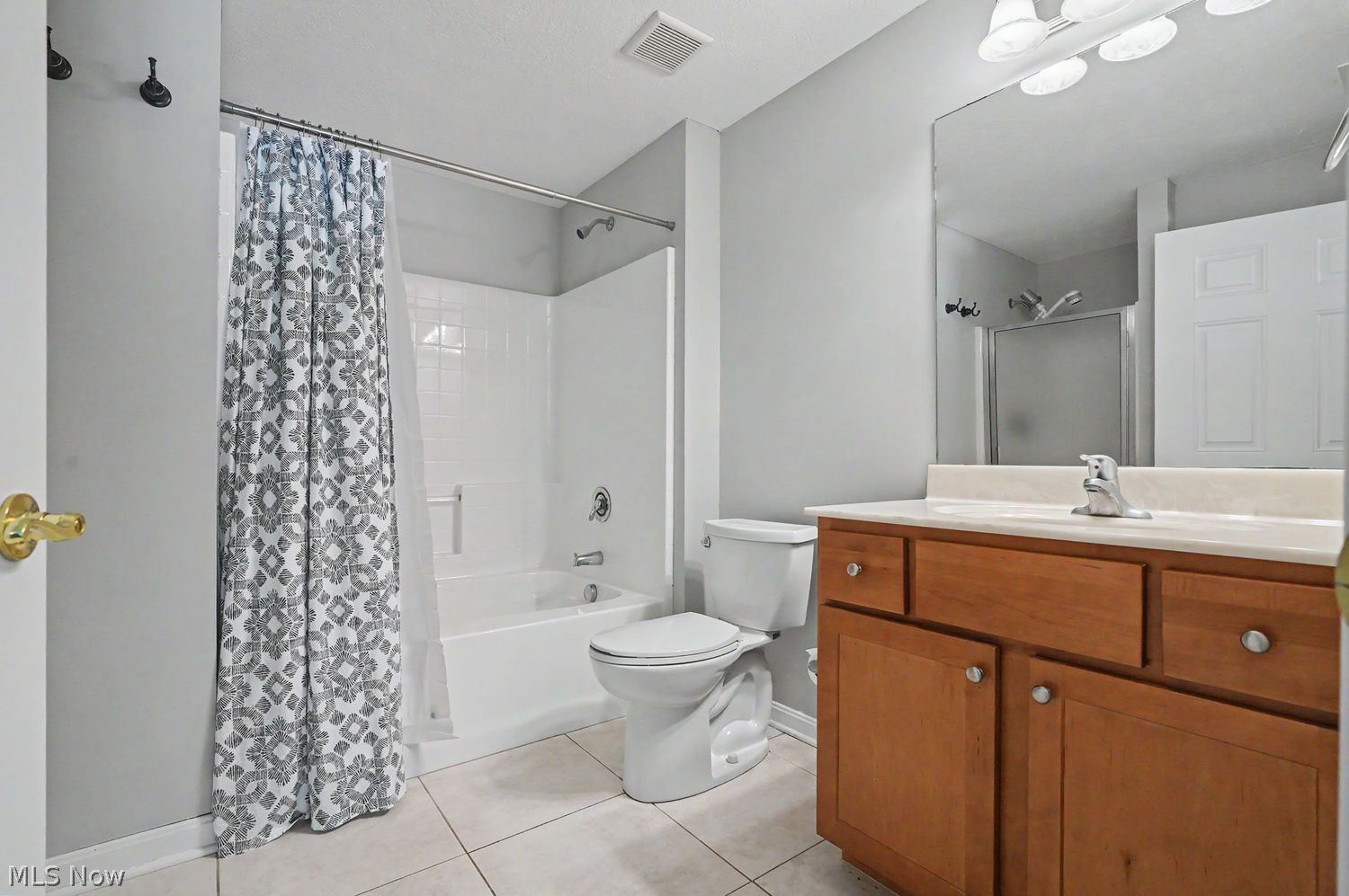 522 Robinwood Lane Copley OH 44321