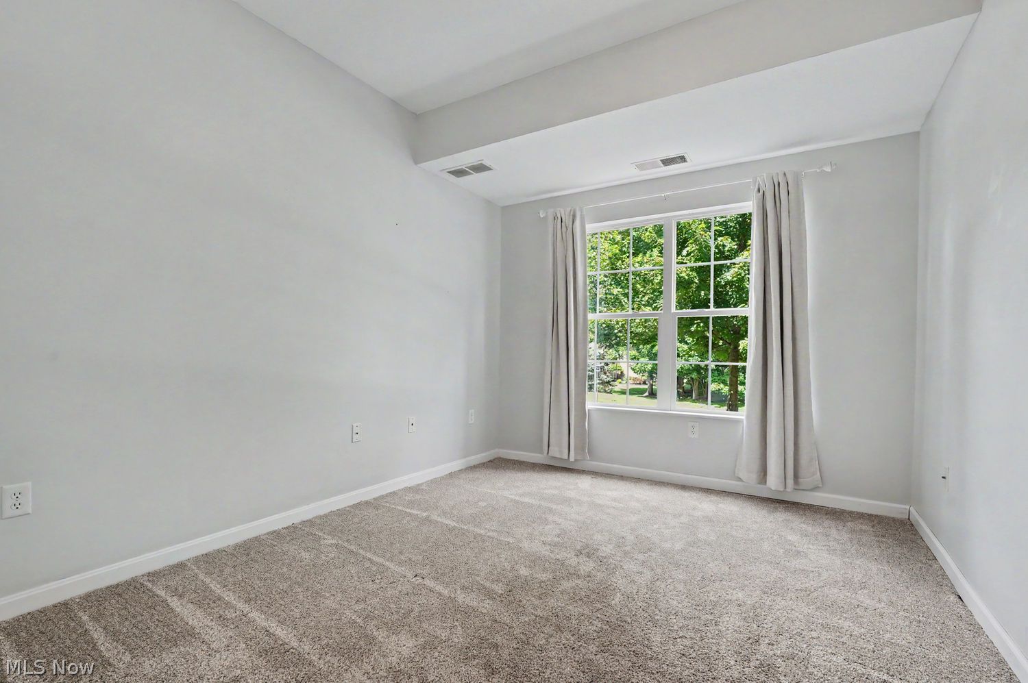 522 Robinwood Lane Copley OH 44321