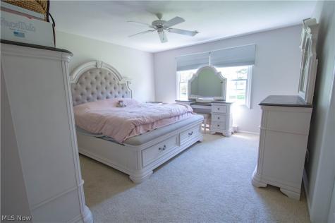 2202 Westwind Drive Sandusky OH 44870