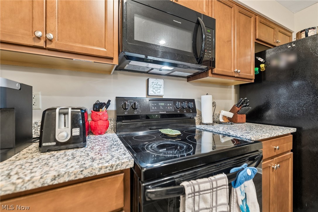 23002 Chandlers Lane Olmsted Falls OH 44138