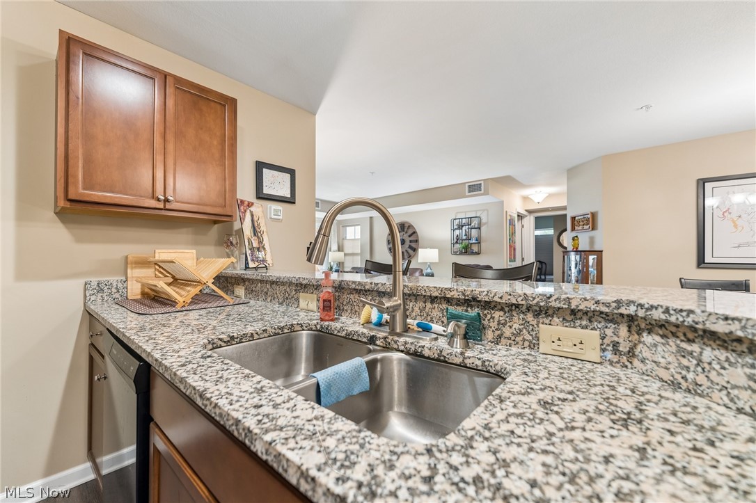 23002 Chandlers Lane Olmsted Falls OH 44138