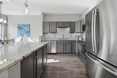108 Clay Court Berea OH 44017