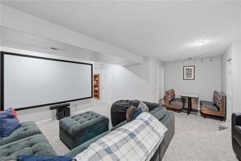 108 Clay Court Berea OH 44017