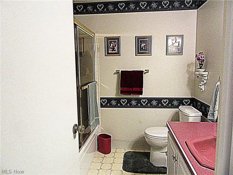 9660 Cove Drive North Royalton OH 44133