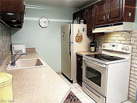 9660 Cove Drive North Royalton OH 44133