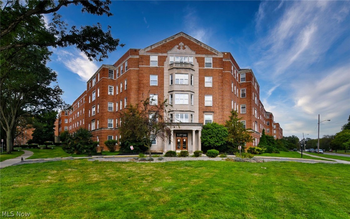 13800 Fairhill Road Shaker Heights OH 44120