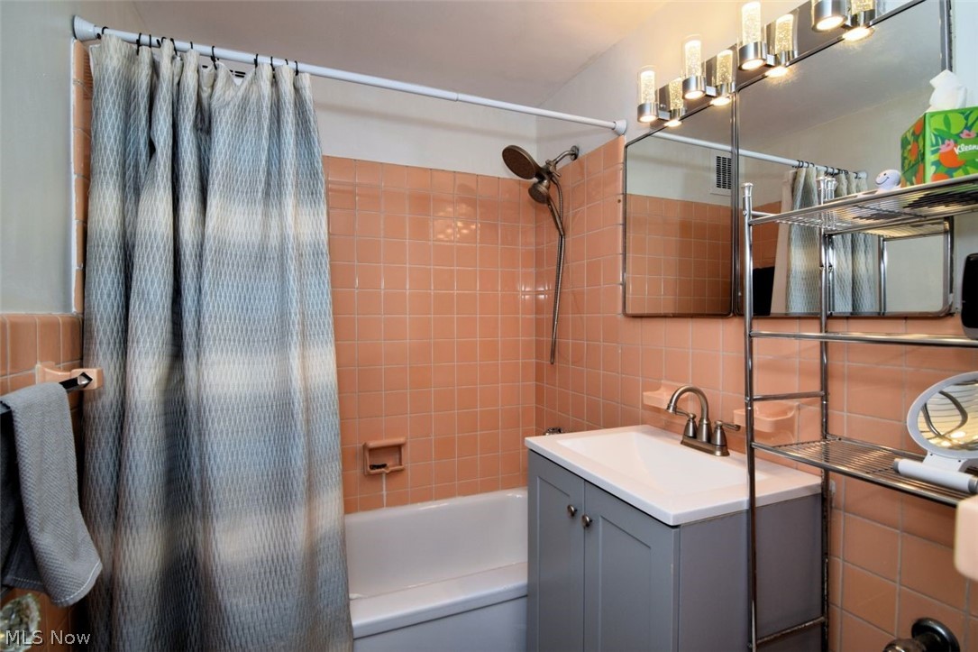 13800 Fairhill Road Shaker Heights OH 44120