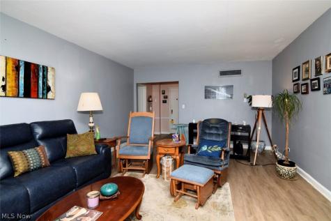 13800 Fairhill Road Shaker Heights OH 44120