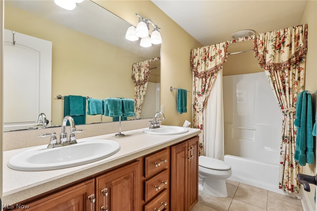 4530 Castlemaine Court Bath OH 44333