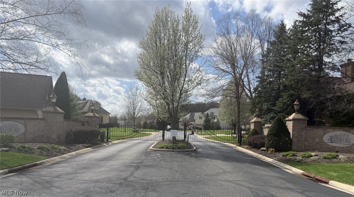 4530 Castlemaine Court Bath OH 44333