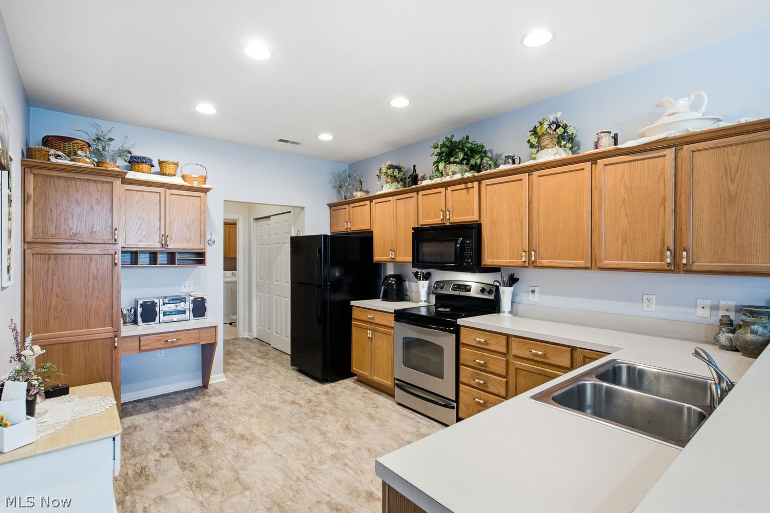 870 Tara Drive Aurora OH 44202