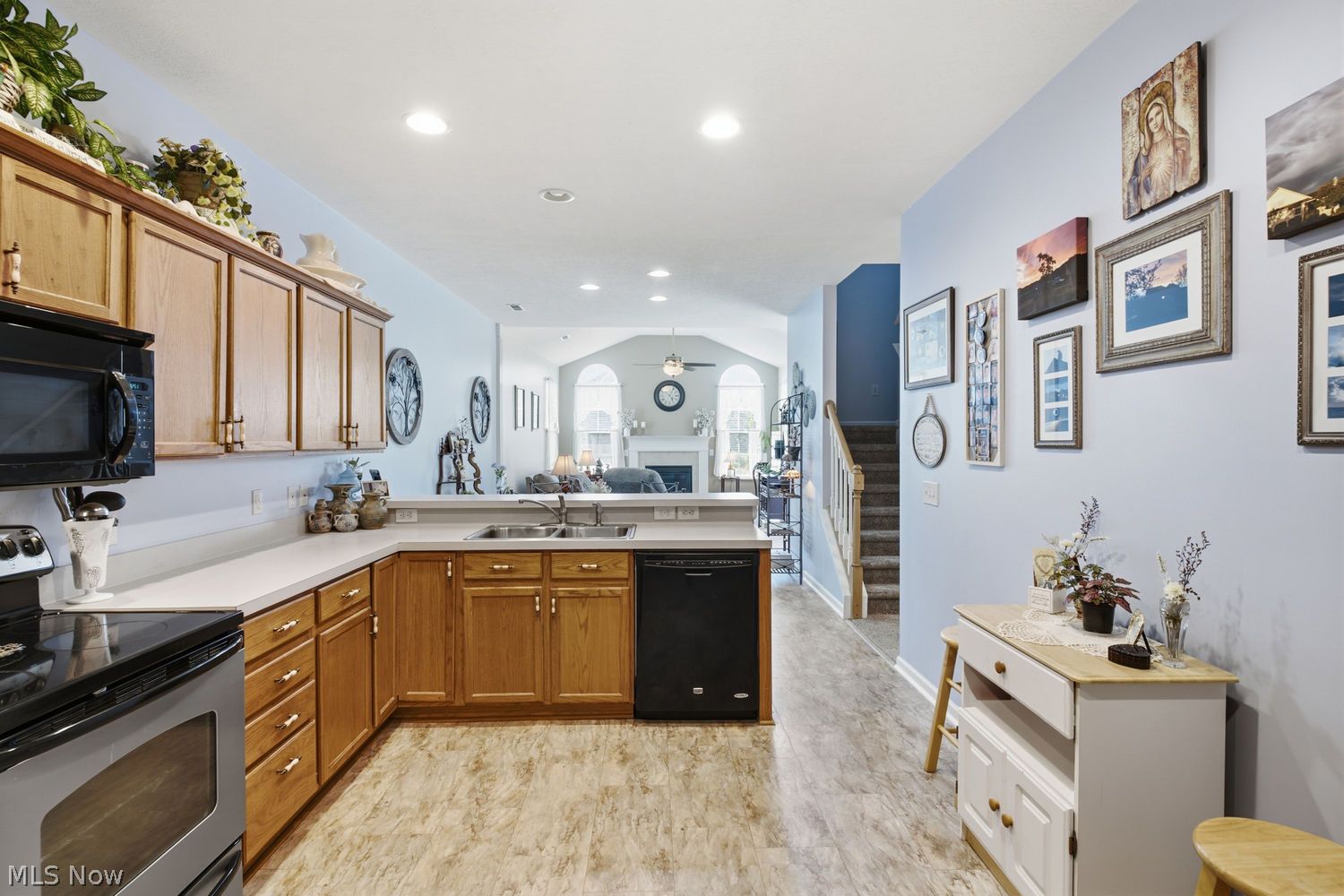 870 Tara Drive Aurora OH 44202