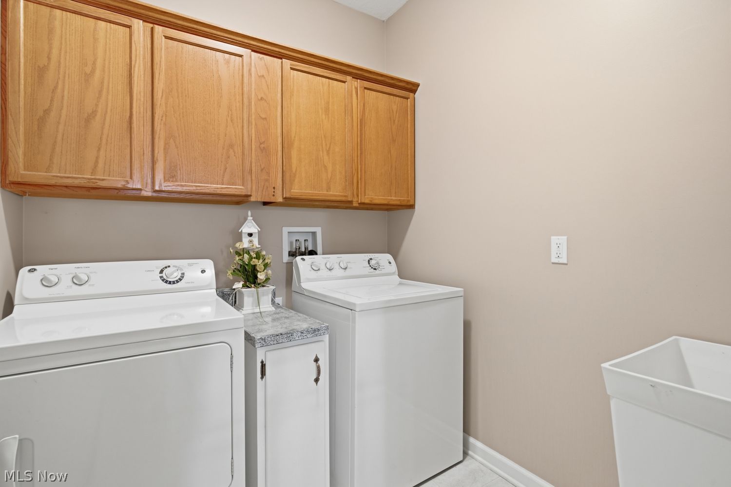 870 Tara Drive Aurora OH 44202