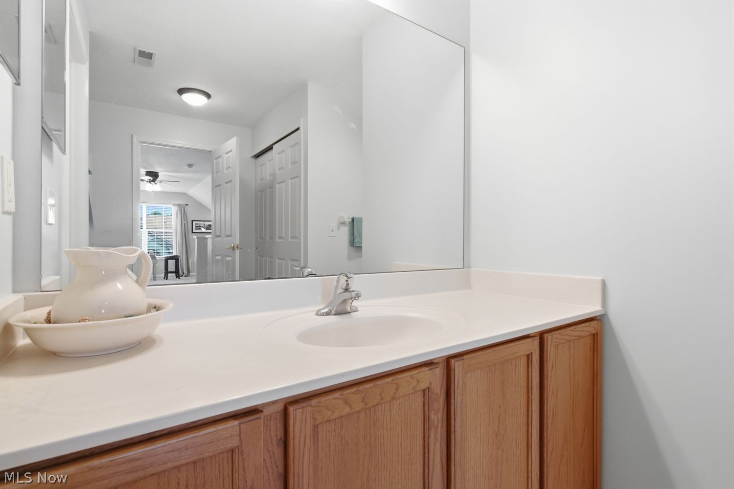 870 Tara Drive Aurora OH 44202