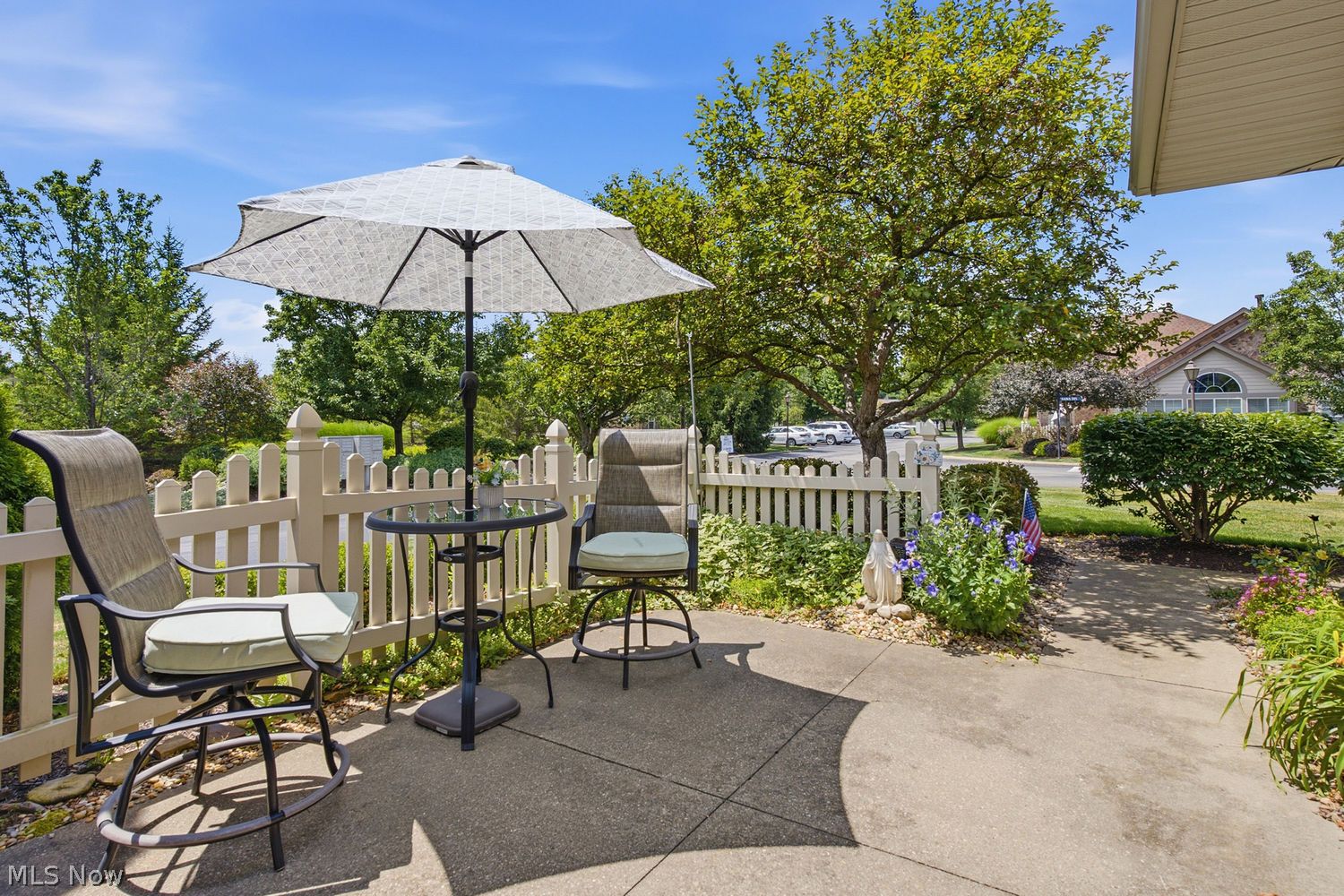 870 Tara Drive Aurora OH 44202