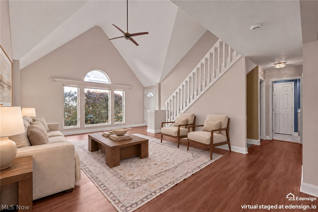 734 Hunters Trail Akron OH 44313