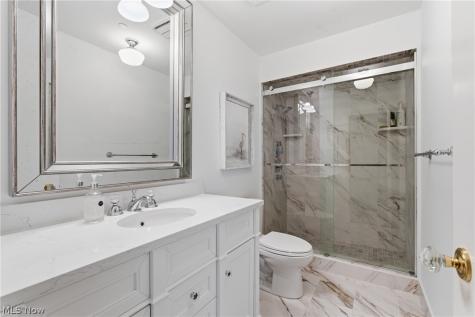 27500 Cedar Road Beachwood OH 44122