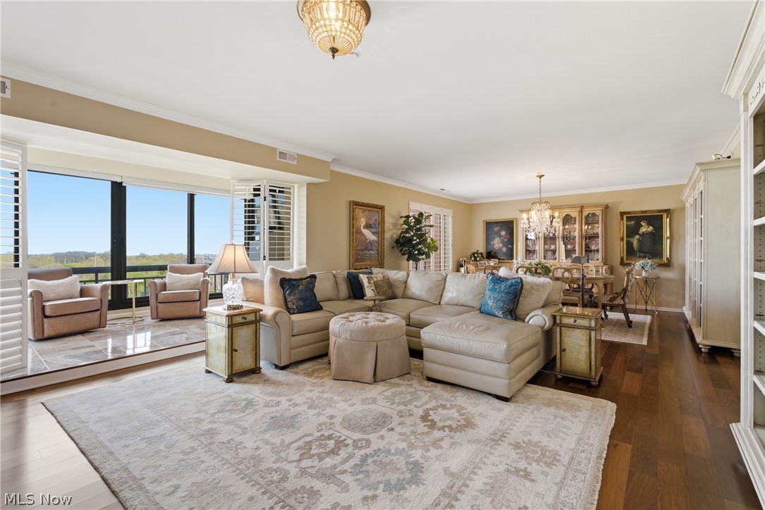 27500 Cedar Road Beachwood OH 44122