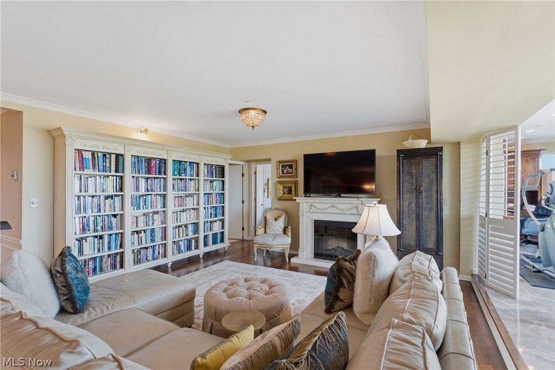 27500 Cedar Road Beachwood OH 44122