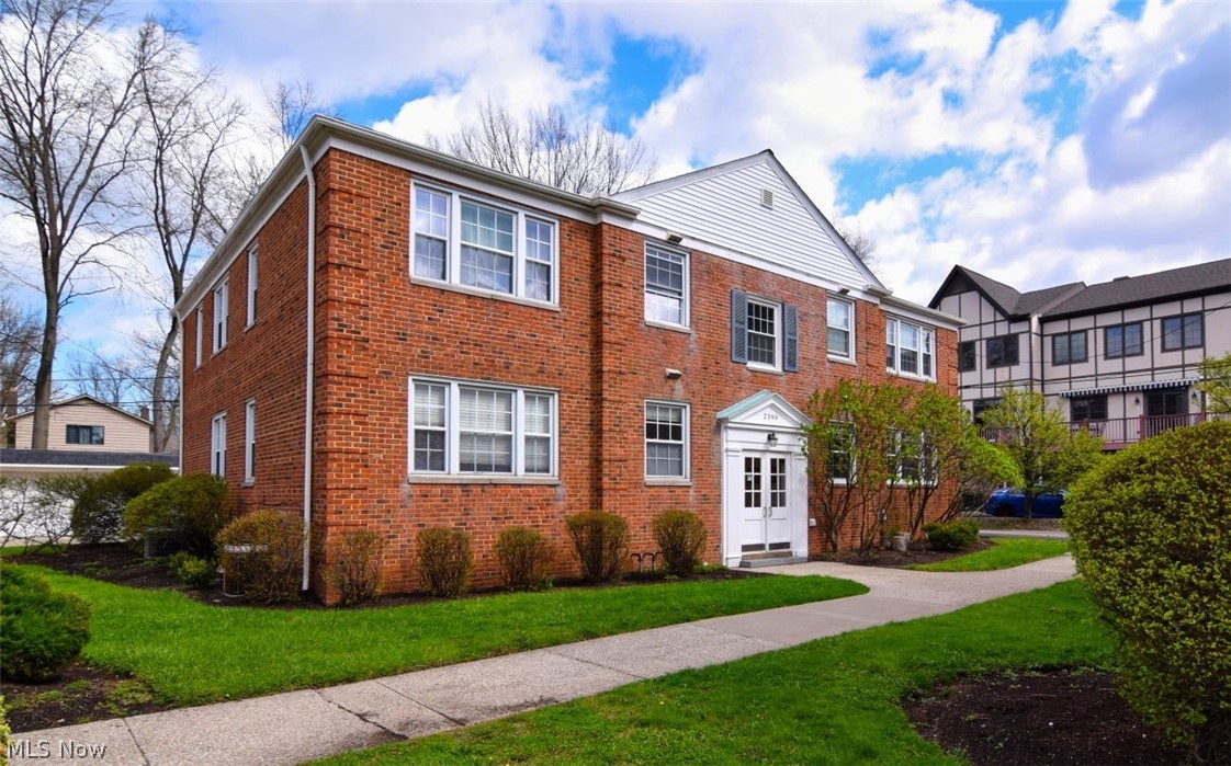 2399 Euclid Heights Boulevard Cleveland Heights OH 44106