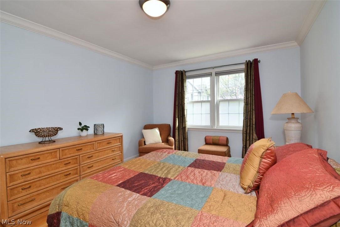 2399 Euclid Heights Boulevard Cleveland Heights OH 44106