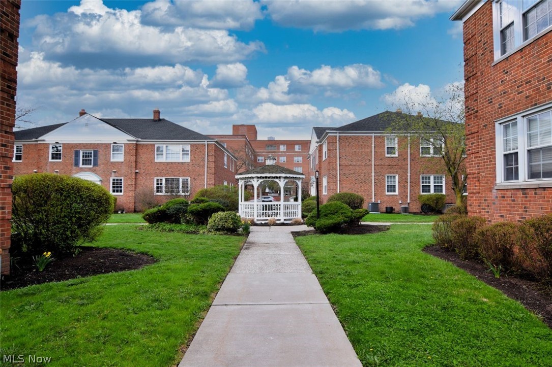 2399 Euclid Heights Boulevard Cleveland Heights OH 44106