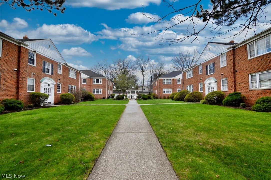 2399 Euclid Heights Boulevard Cleveland Heights OH 44106