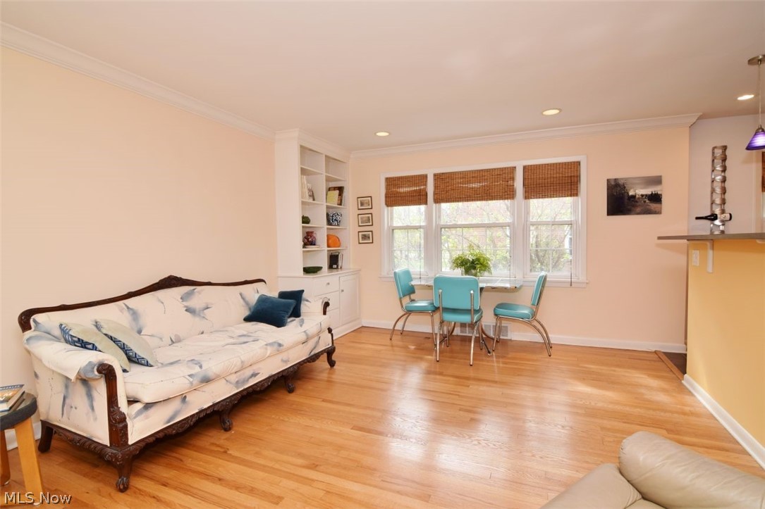 2399 Euclid Heights Boulevard Cleveland Heights OH 44106