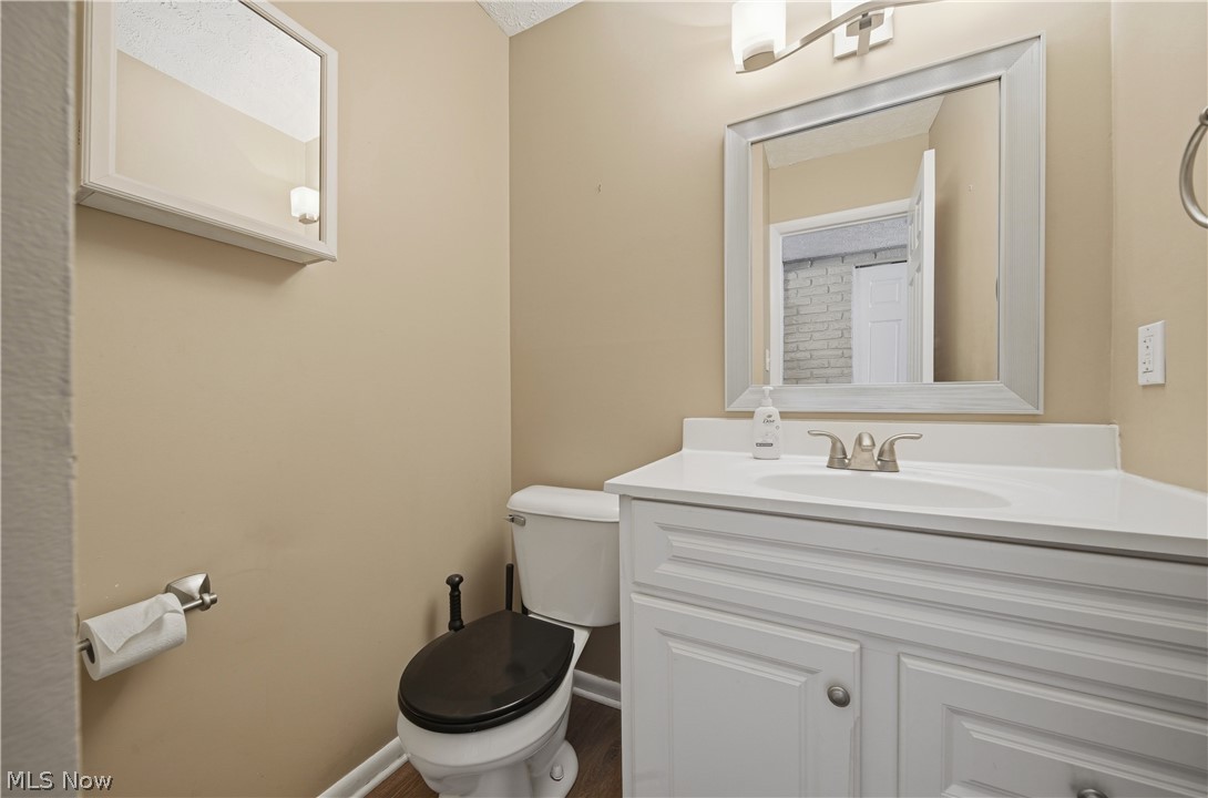 2059 Carlile Drive Uniontown OH 44685