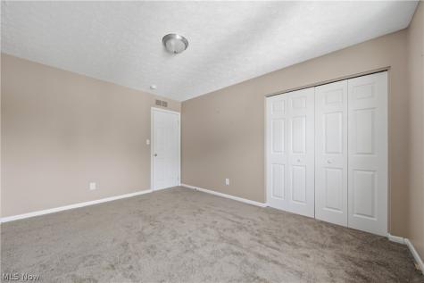 2059 Carlile Drive Uniontown OH 44685