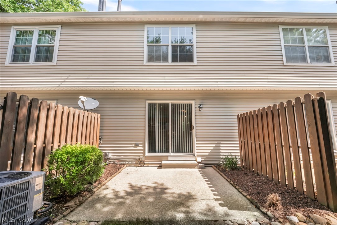 246 Steeple Chase Run Northfield OH 44067