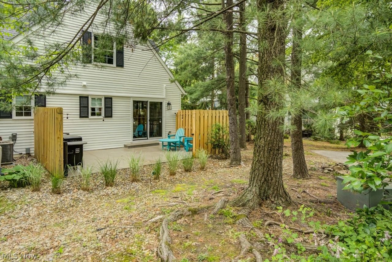 210 Commons Court Chagrin Falls OH 44022