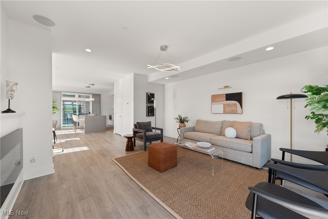 2289 W 19th Street Cleveland OH 44113