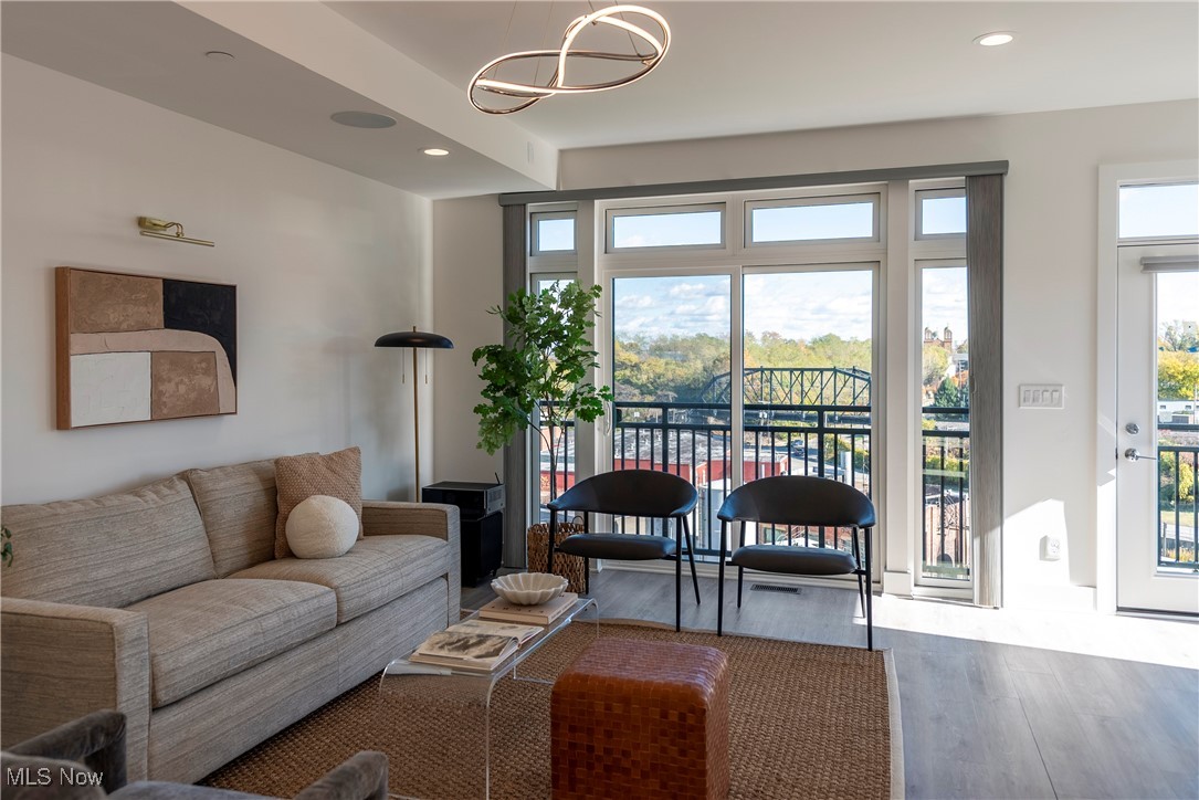 2289 W 19th Street Cleveland OH 44113