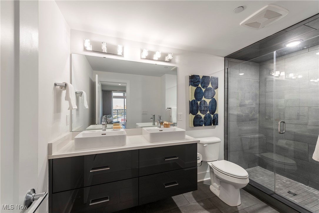 2289 W 19th Street Cleveland OH 44113