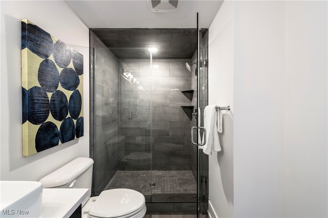 2289 W 19th Street Cleveland OH 44113