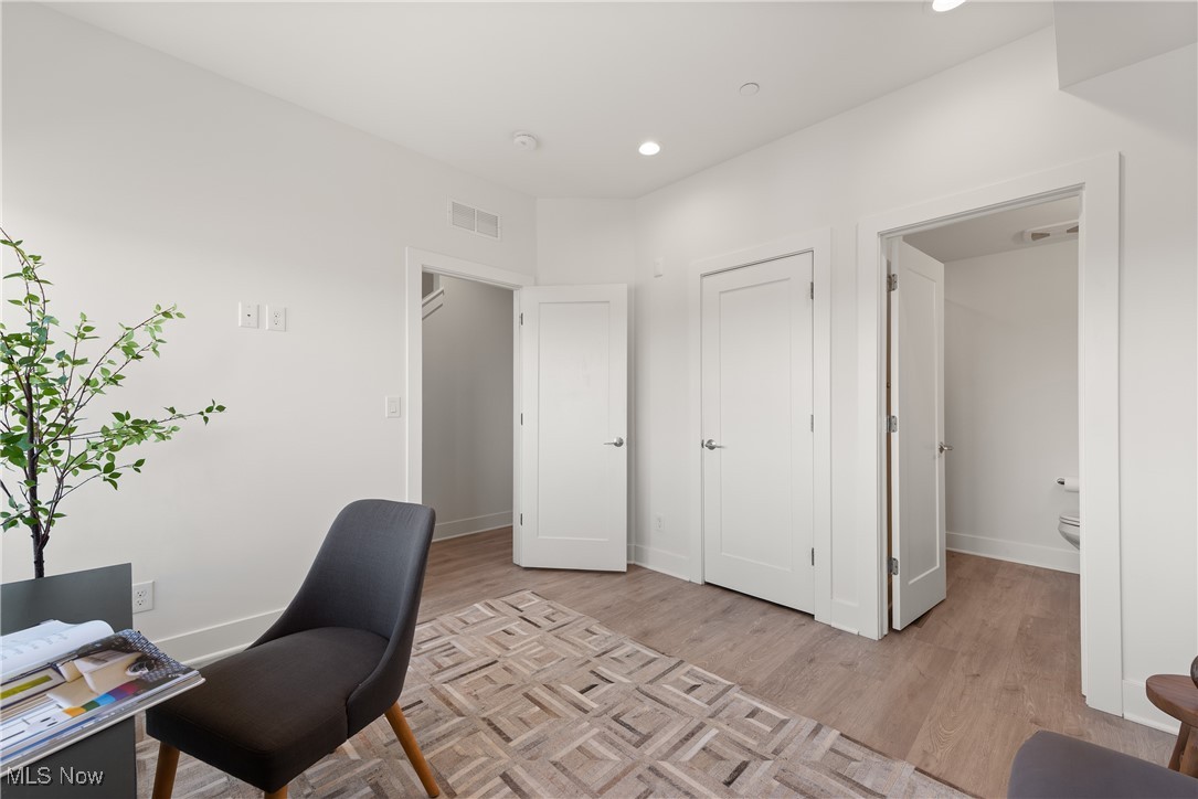 2289 W 19th Street Cleveland OH 44113