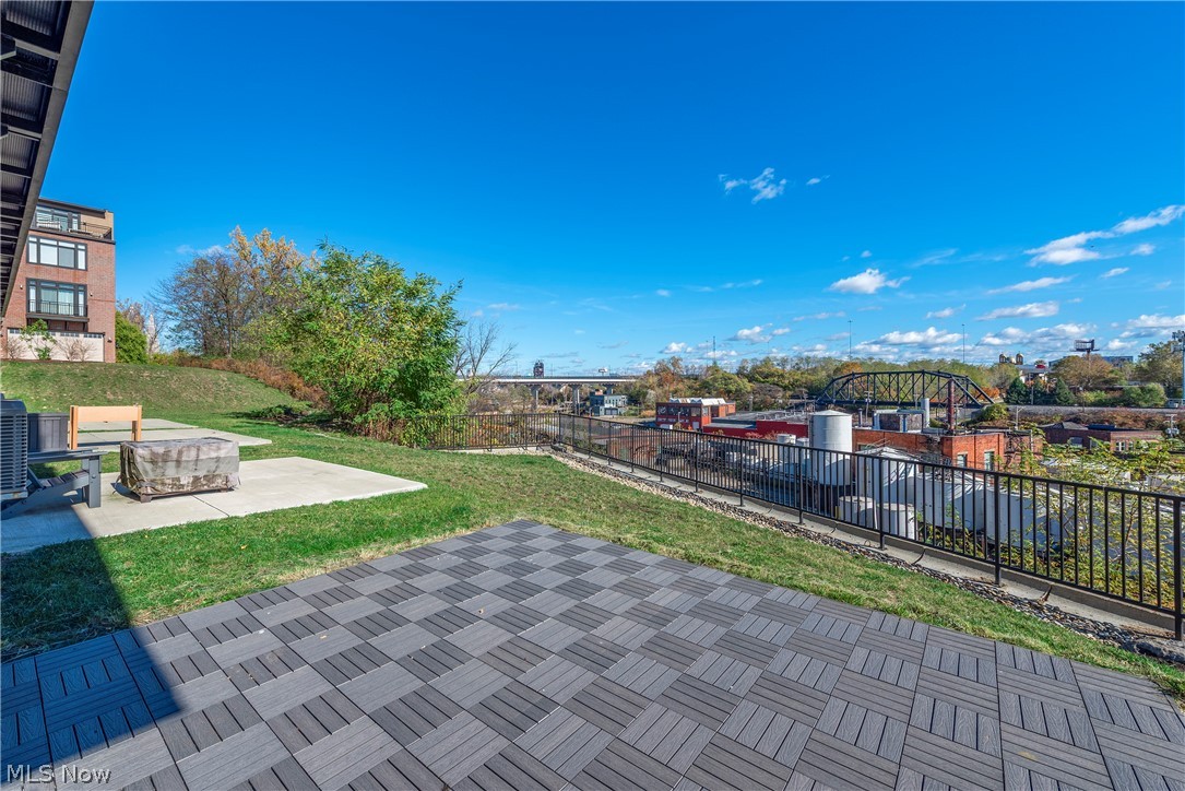 2289 W 19th Street Cleveland OH 44113